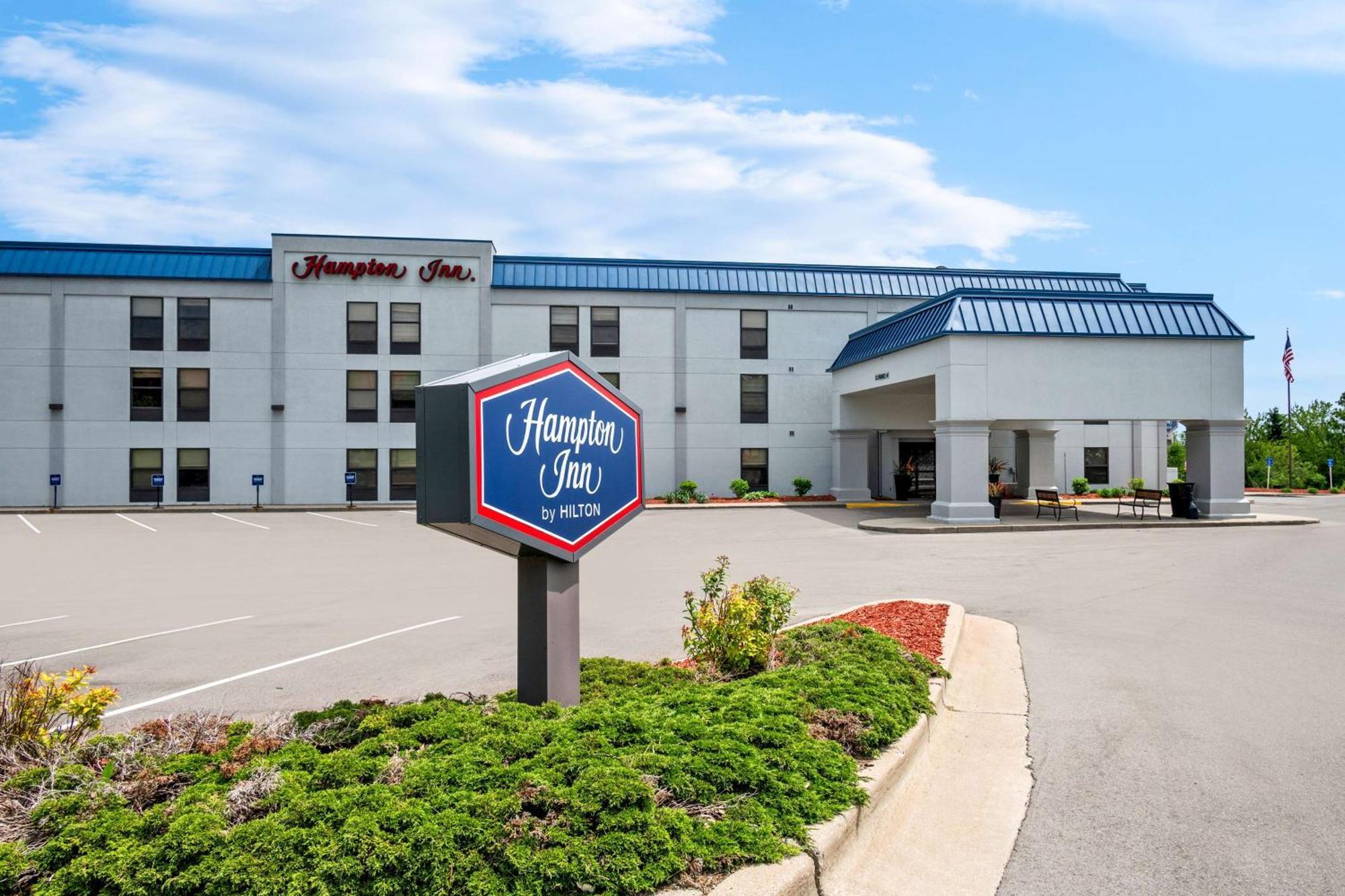 Hampton Inn Grand Rapids/North Walker Εξωτερικό φωτογραφία