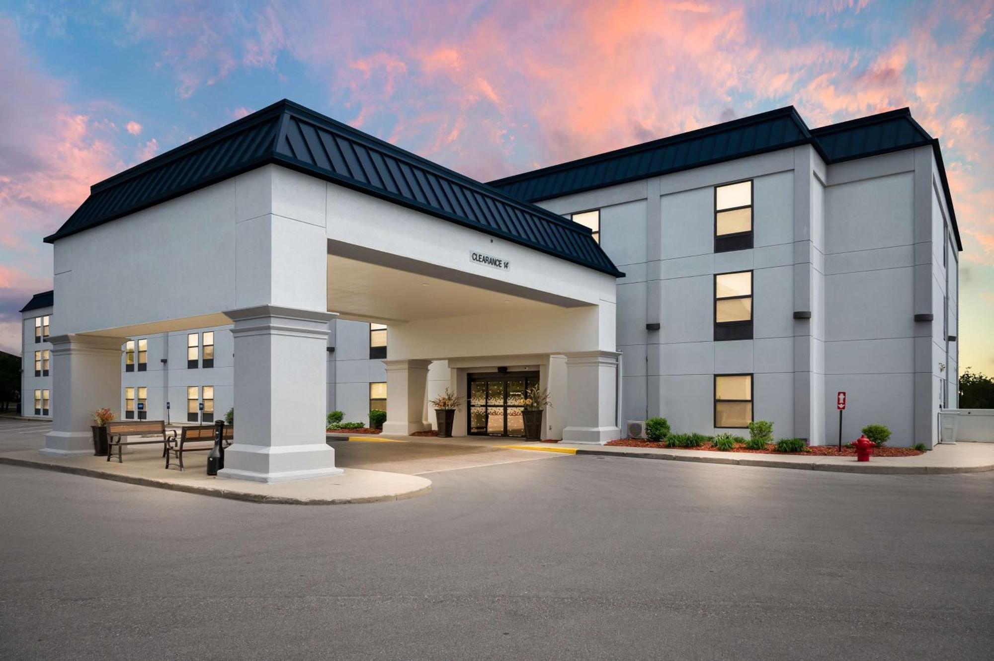 Hampton Inn Grand Rapids/North Walker Εξωτερικό φωτογραφία