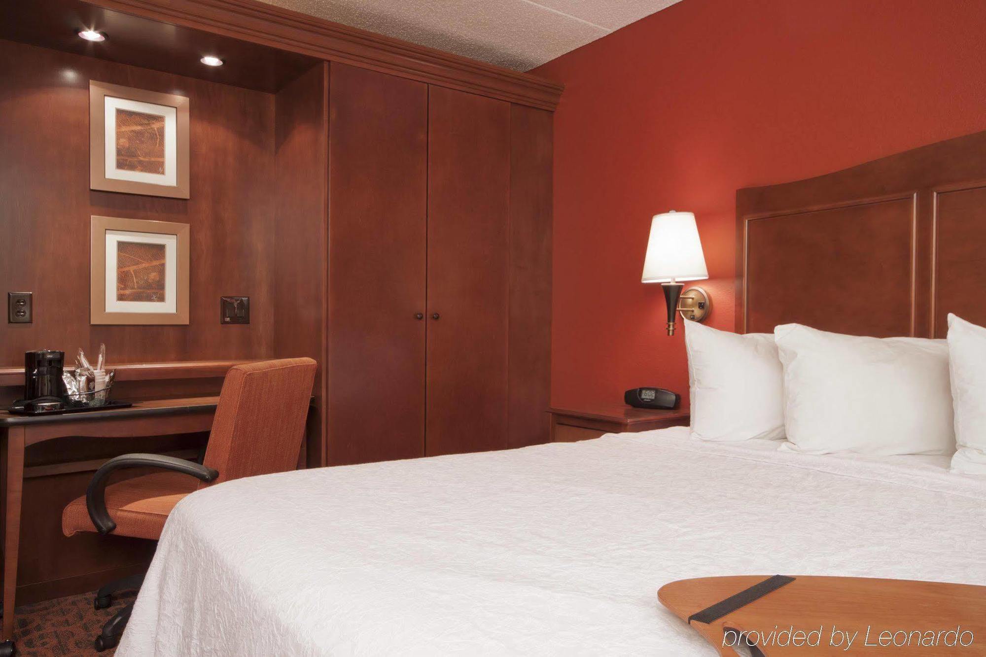 Hampton Inn Grand Rapids/North Walker Εξωτερικό φωτογραφία